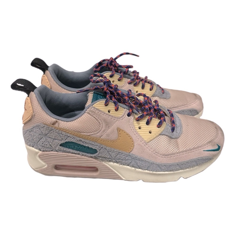 Women’s Nike Air Max 90 SE Fossil Stone DM6438-292 Size 7
